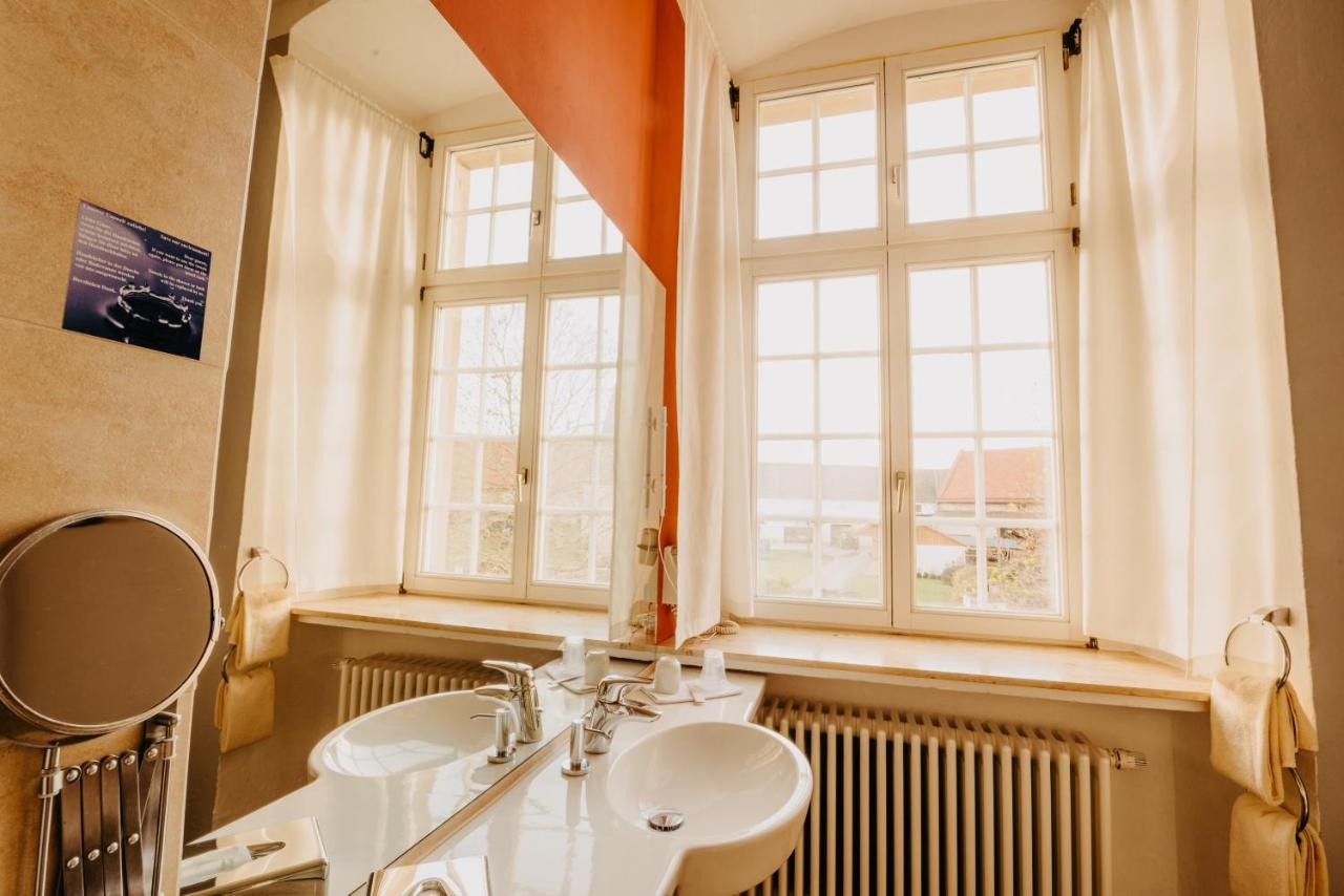 Hotel Schloss Gehrden מראה חיצוני תמונה