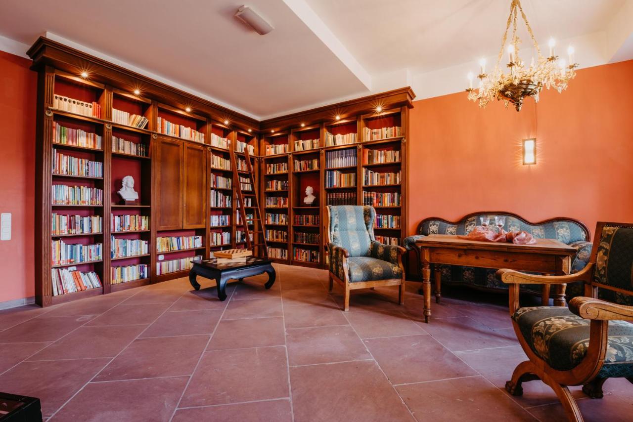Hotel Schloss Gehrden מראה חיצוני תמונה